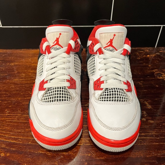 Air Jordan 4 Fire Red Size 5 Youth No Box 2020 Release - Picture 10 of 11